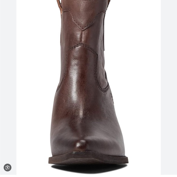 ZODIAC Women's Brown Ankle Boots, size 8. - Picture 4 of 14